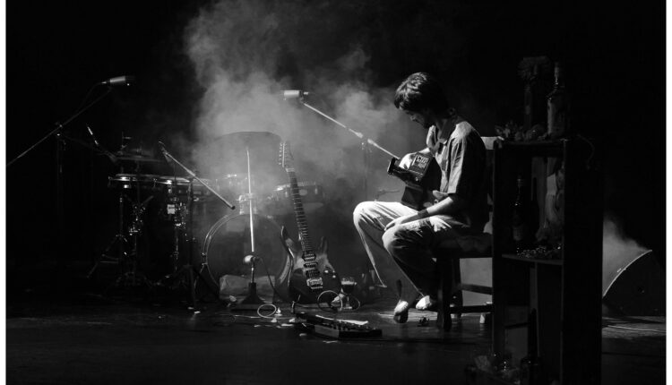 IN CONCERT-POGO
